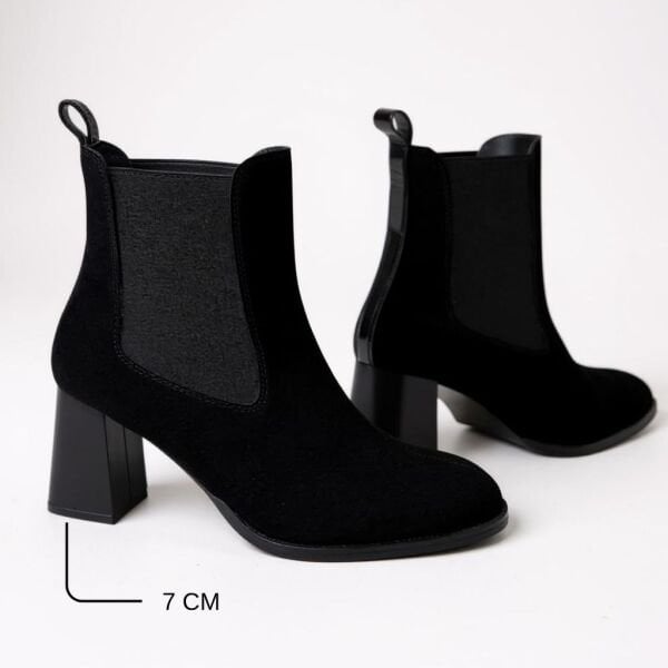 Siyah Süet Hakiki Deri İki Yandan Lastikli Kadın Kare Burunlu Kalın Topuklu Bot