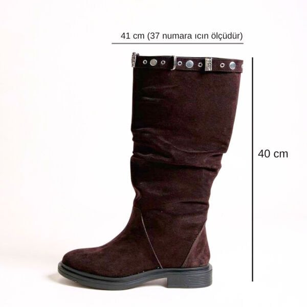 Kahve Süet Deri Diz Altı Aksesuar Detaylı Kadın Körüklü Çizme
