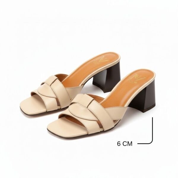 Bej Deri Çapraz Bantlı Kadın Topuklu Terlik