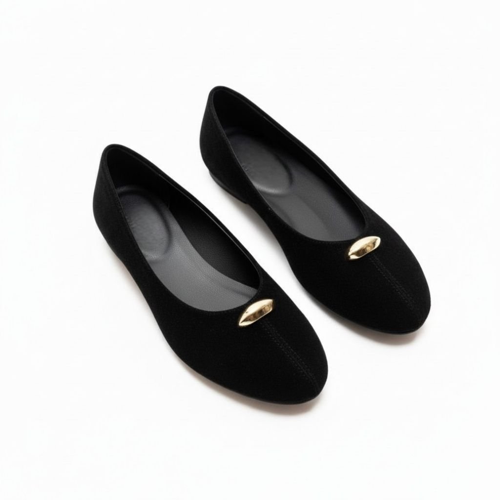 Siyah Süet Gold Aksesuar Detaylı Kadın Günlük Babet