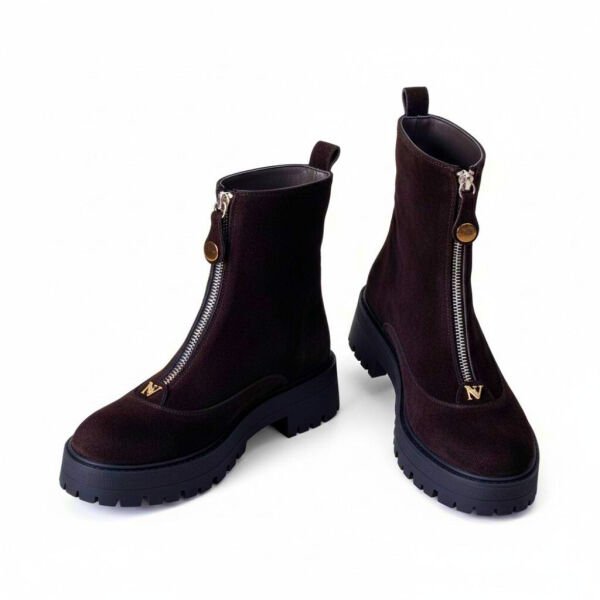 Kahve Süet Hakiki Deri Gold Aklsesuarlı Önden Metal Fermuarlı Kadın Kalın Tabanlı Bot