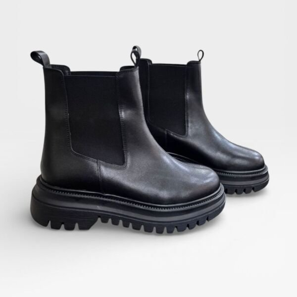 Siyah Hakiki Deri iki Yandan Lastikli Kadın Kalın Tabanlı Rahat Chelse Bot