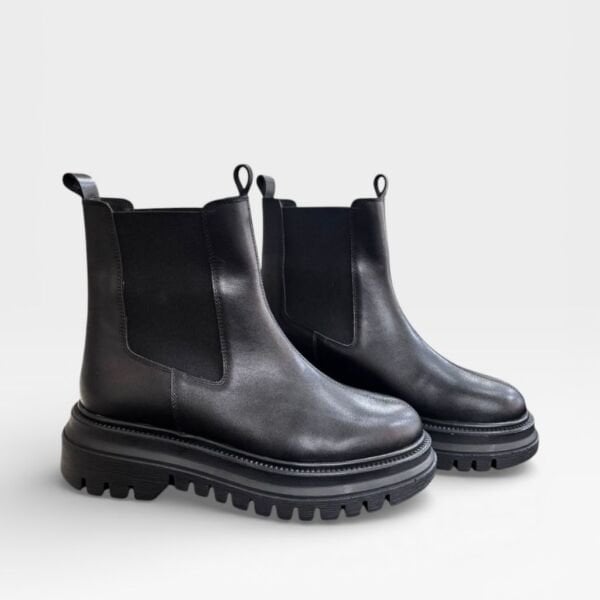 Siyah Hakiki Deri iki Yandan Lastikli Kadın Kalın Tabanlı Rahat Chelse Bot