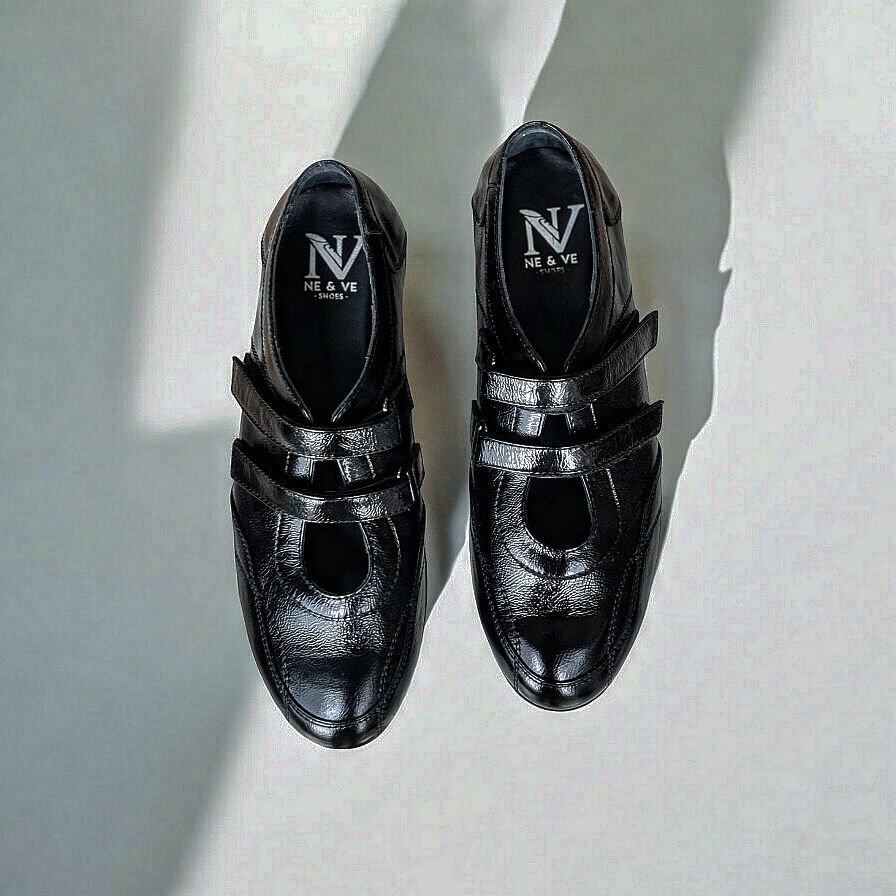 Siyah Kırışık Rugan Cırtlı Hakiki Deri Babet