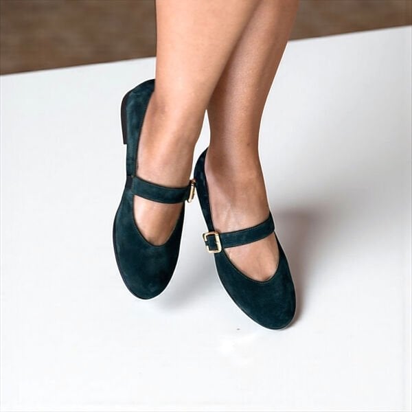 Koyu Yeşil Süet Hakiki Deri Yuvarlak Burunlu Tokalı Kadın Babet