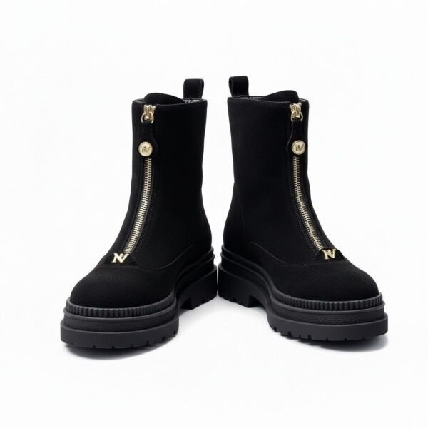 Siyah Süet Hakiki Deri Gold Aklsesuarlı Önden Metal Fermuarlı Kadın Kalın Tabanlı Bot