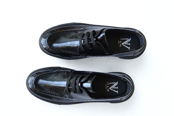 Siyah Kırışık Rugan Hakiki Deri Kadın Günlük Rahat Bağcıklı Ayakkabı