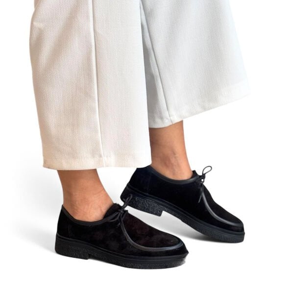 Siyah Süet Hakiki Deri Bağcıklı Kadın Ayakkabı