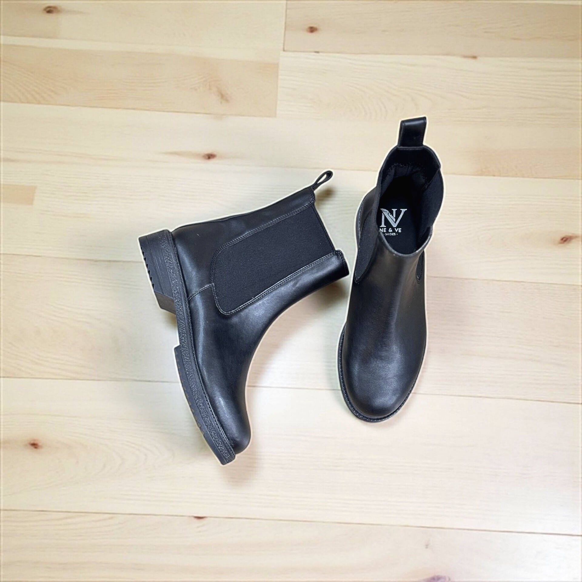 Siyah Deri İki Yandan Lastikli Kadın Chelsea Bot