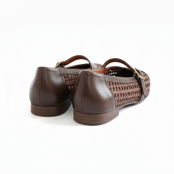 Kahve Deri Biye Örgü Detaylı Tokalı Kadın Babet