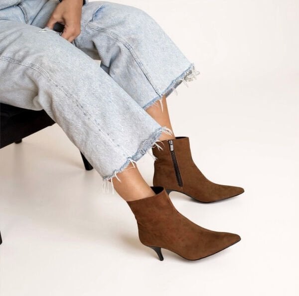 Taba Süet Sivri Burun Kadın Klasik Bot