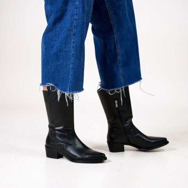 Siyah Deri İçten Yarım Fermuarlı Orta Topuklu Kadın Bot