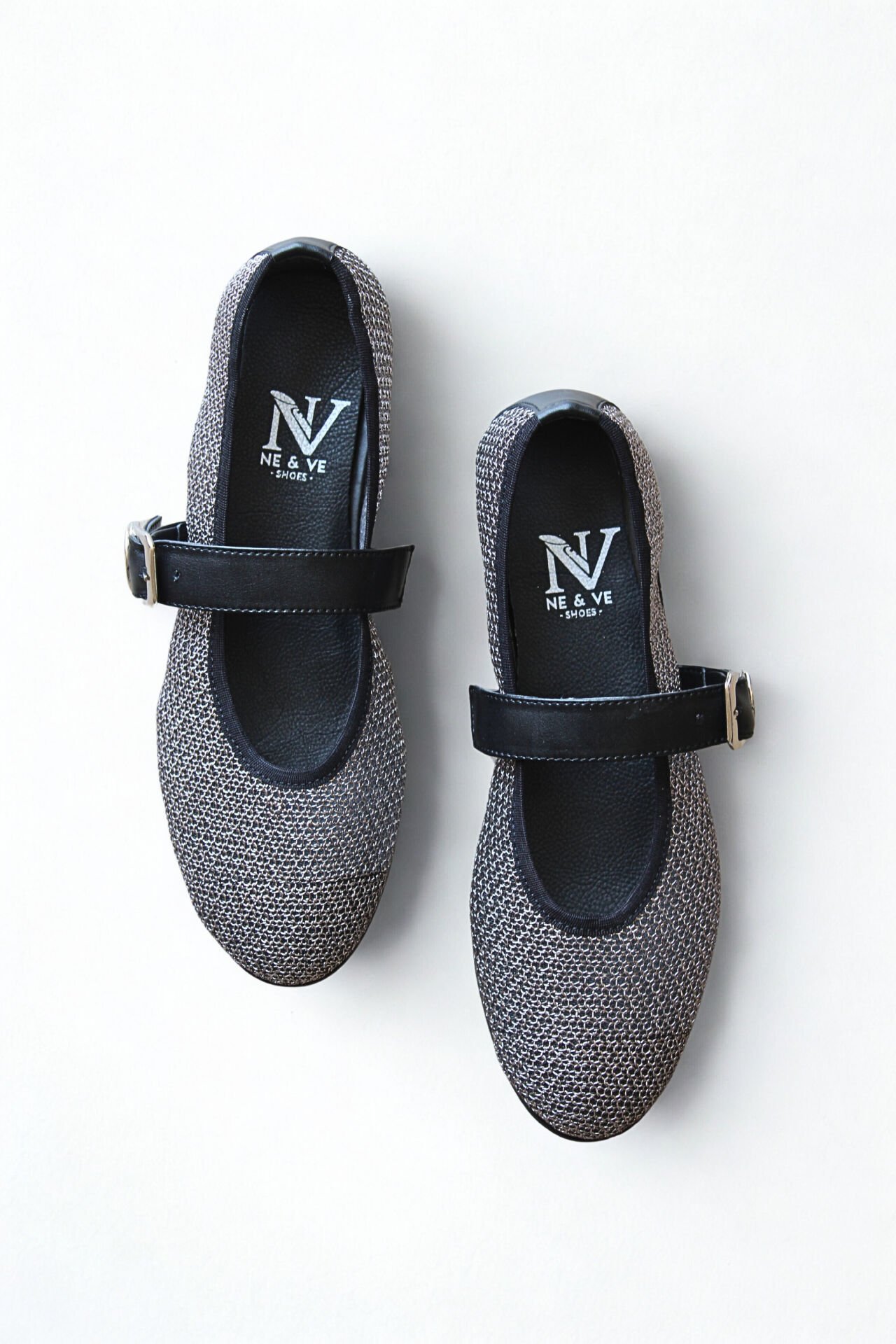 Gümüş File Zırh Görünümlü Tek Bantlı Rahat Ve şık Kadın Babet