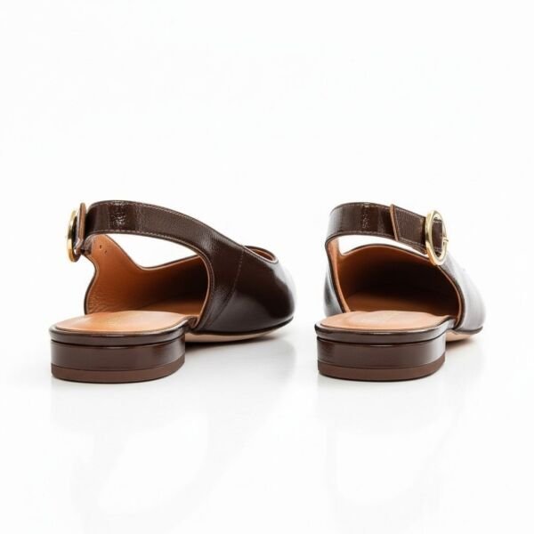 Kahve Rugan Sivri Burun Tokalı Kadın Babet