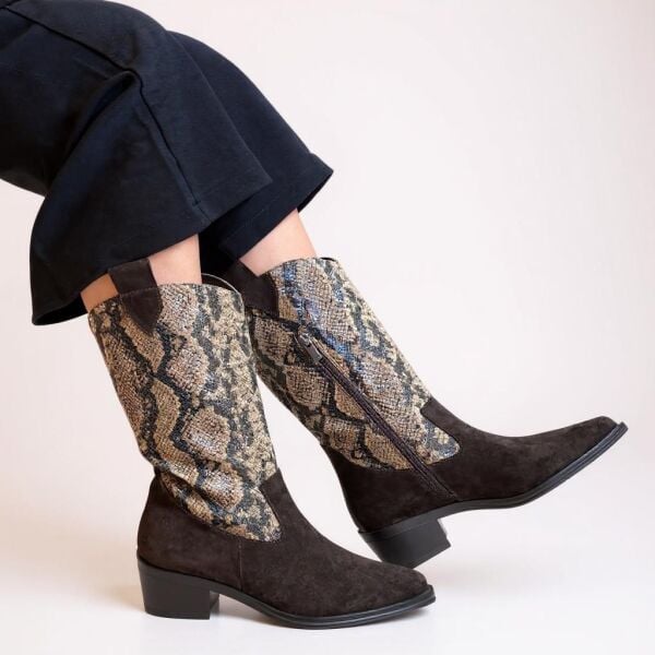 Kahve Süet Hakiki Deri Yılan Baskılı İçten Fermuarlı Kadın Western Bot