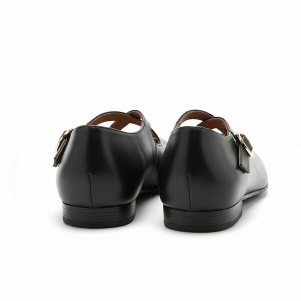 Siyah Hakiki Deri Çapraz Bantlı Kadın Günlük Babet