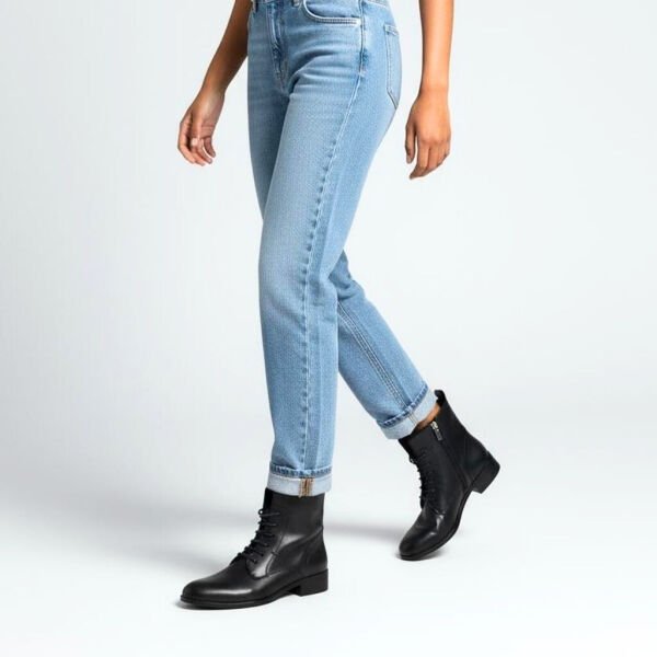 Siyah Deri Bağcıklı İçten Fermuarlı Kadın Topuklu Bot