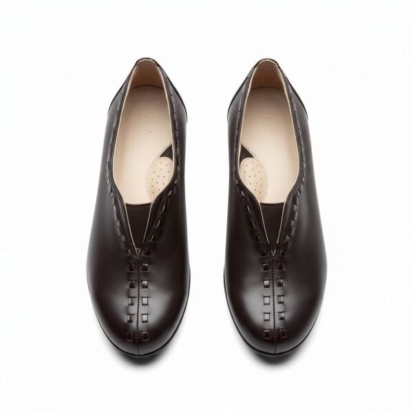 Kahve Deri Ortopedik Biyeli Lastik Detaylı Kadın Klasik Anne Ayakkabısı