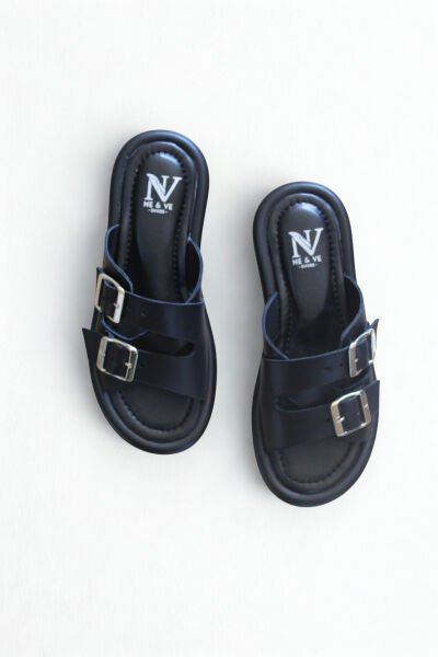 Siyah Hakiki Deri Kadın Tokalı Terlik