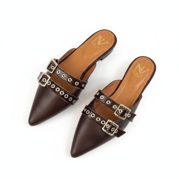 Kahve Deri Rugan Atkı Detaylı İki Tokalı Kadın Sivri Burun Sabo Terlik