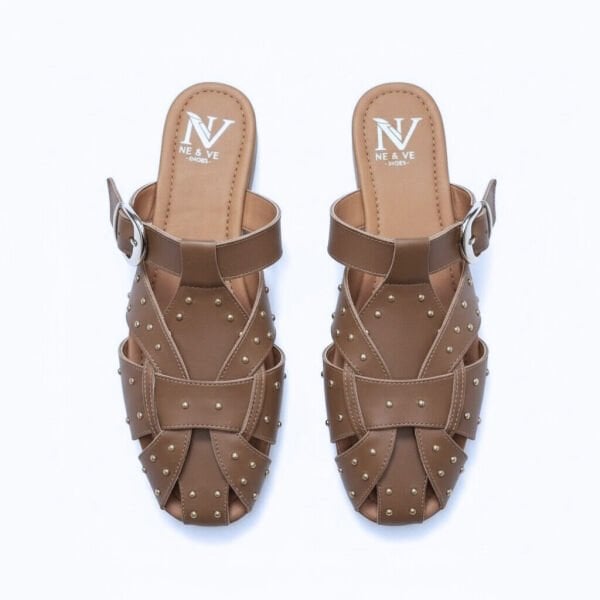 Camel Hakiki Deri Pim Detaylı ve Tokalı Kadın Kare Burun Sabo Terlik