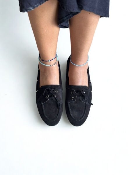 Siyah Süet Hakiki Deri Bağcıklı Makosen Kadın Kolej Loafer