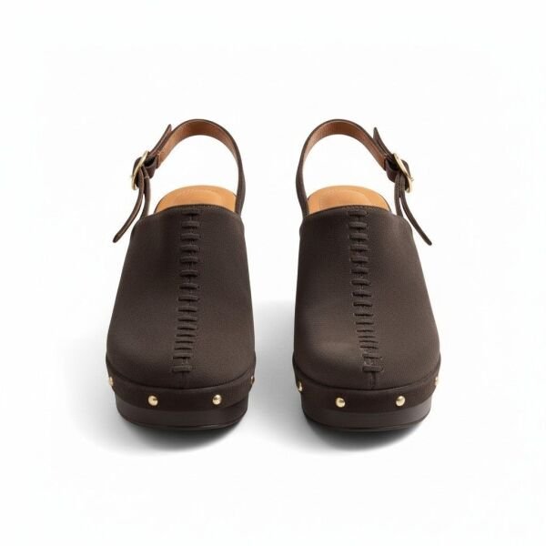 Kahve Deri Biye Detaylı Hafif Tabanlı Kadın Takunya Terlik