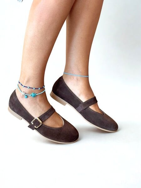 Kahve Süet Hakiki Deri Yuvarlak Burunlu Tokalı Kadın Babet